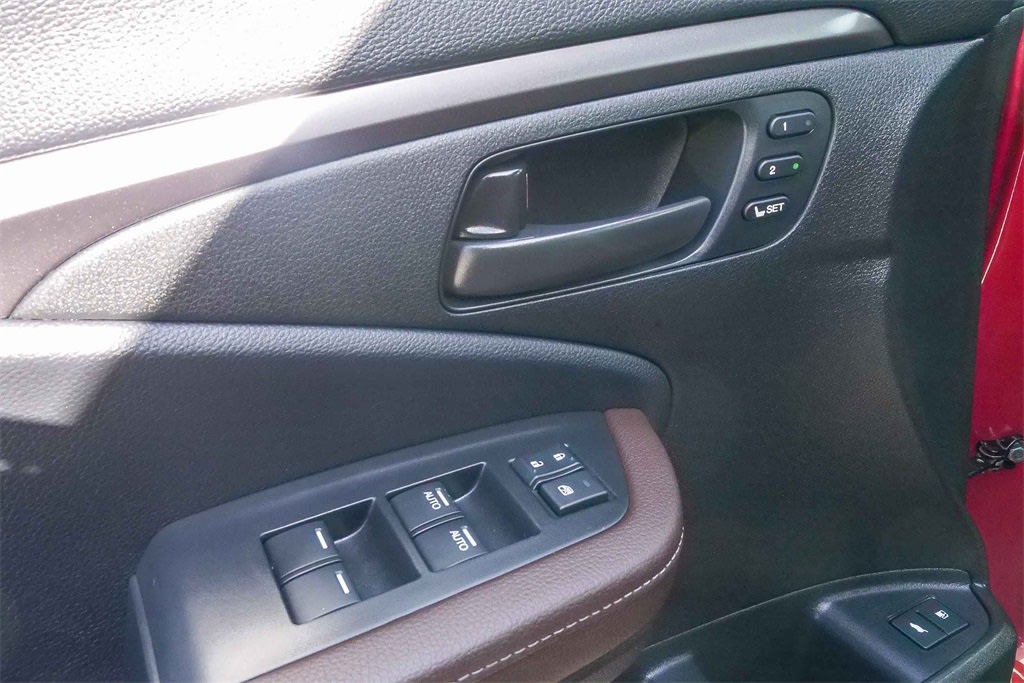 Thumbnail: 2024 Honda Passport - 21