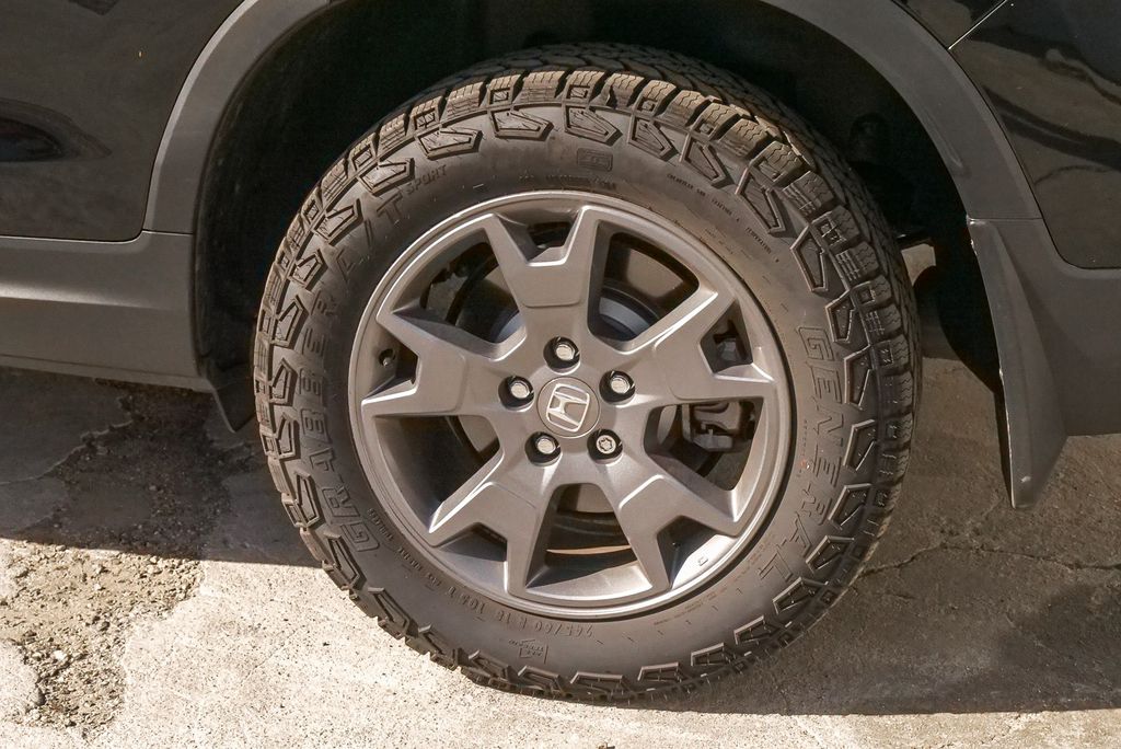 Thumbnail: 2025 Honda Passport - 8