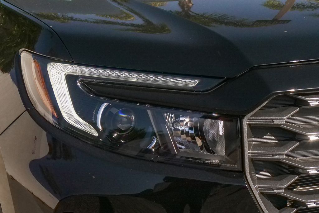 Thumbnail: 2025 Honda Passport - 7