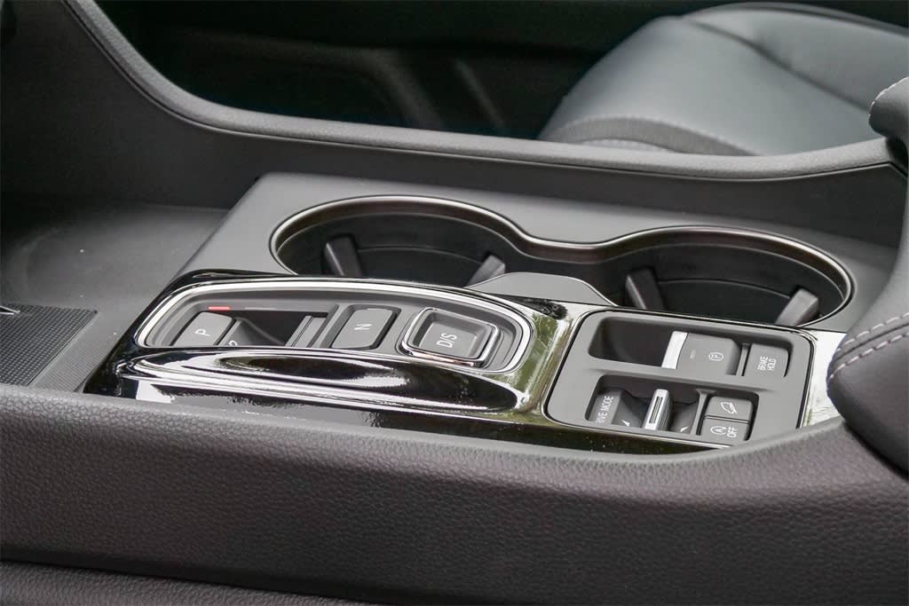 Thumbnail: 2025 Honda Pilot - 13