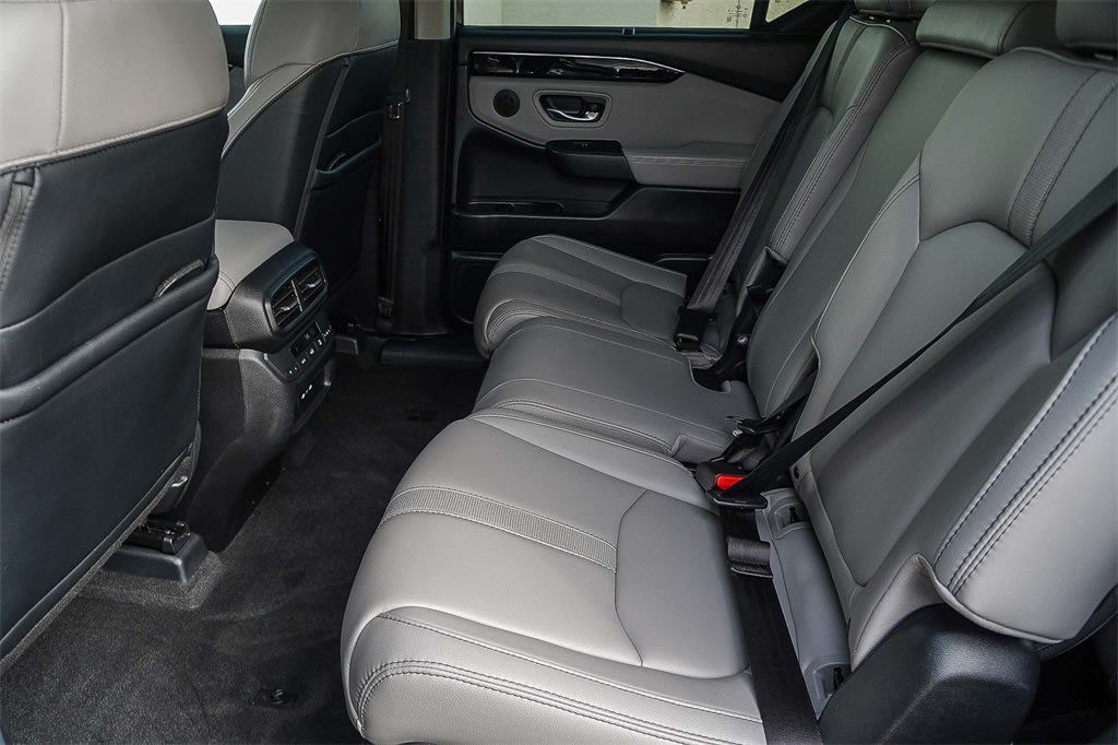 Thumbnail: 2025 Honda Pilot - 12