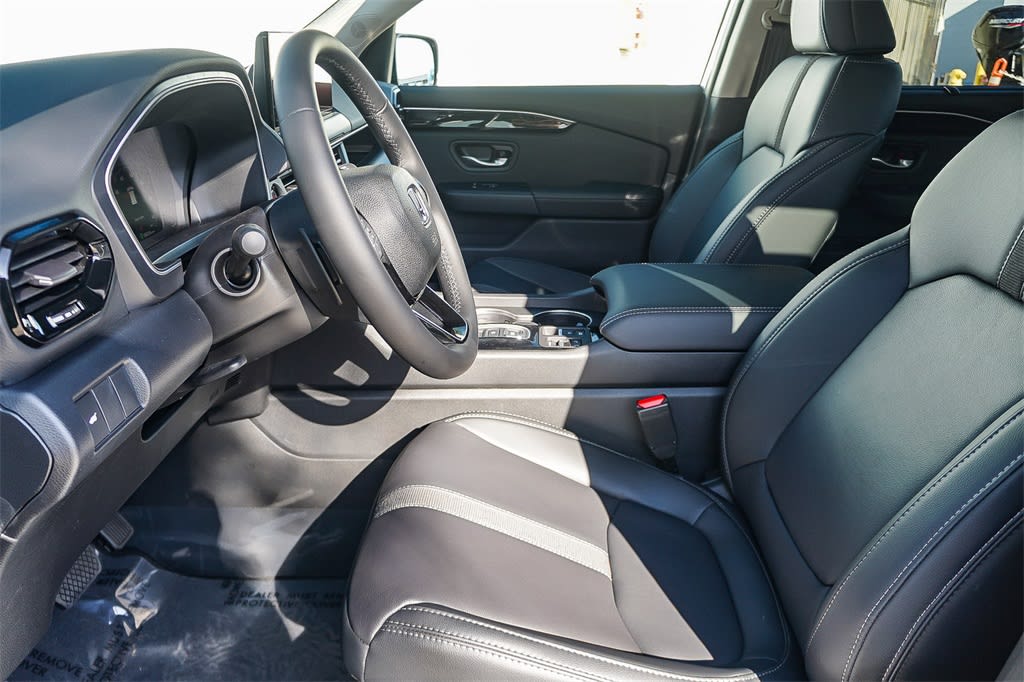 Thumbnail: 2026 Honda Pilot - 11