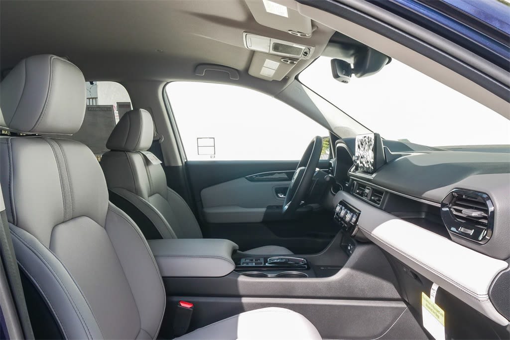 Thumbnail: 2025 Honda Pilot - 9