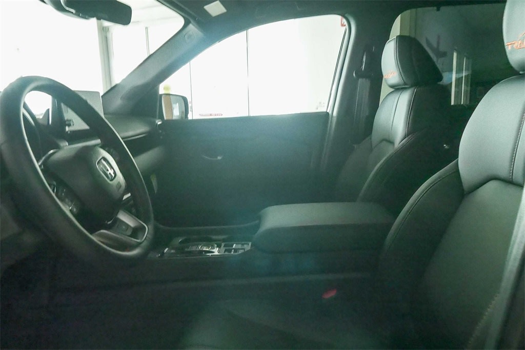 Thumbnail: 2025 Honda Pilot - 18