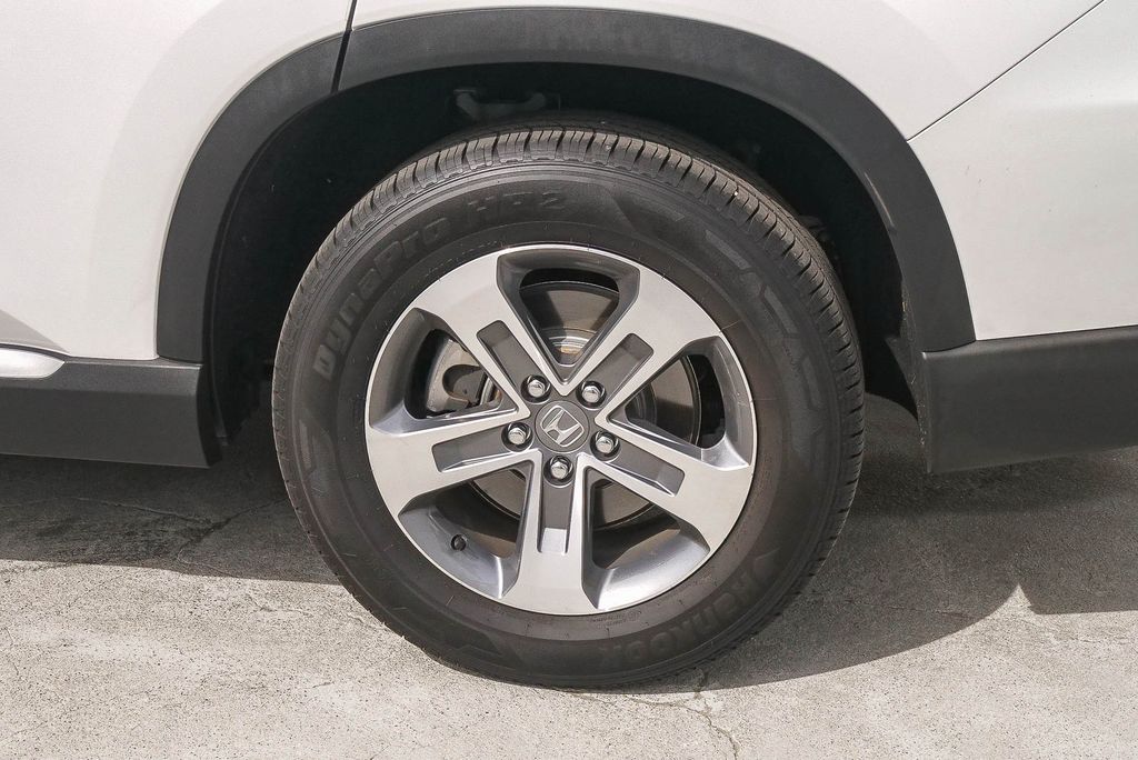 Thumbnail: 2025 Honda Pilot - 9