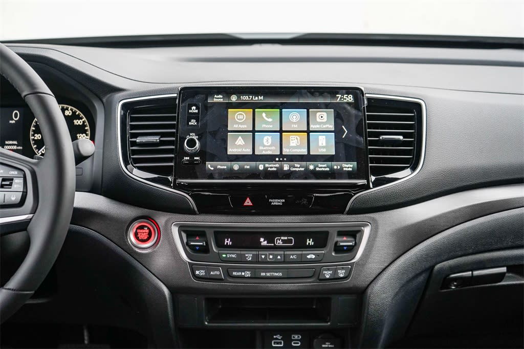 2025 Honda Ridgeline Sport 13