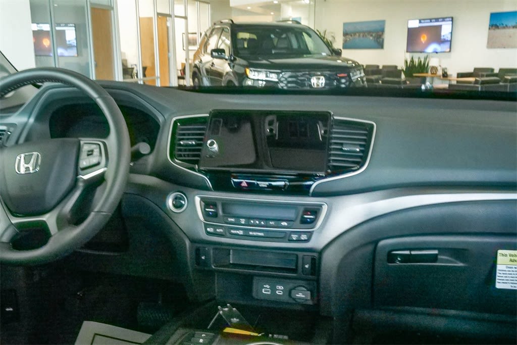 Thumbnail: 2025 Honda Ridgeline - 5