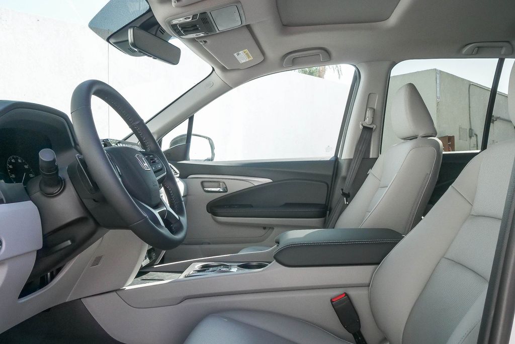Thumbnail: 2026 Honda Ridgeline - 10