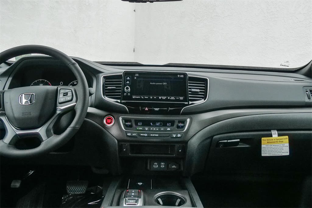 Thumbnail: 2025 Honda Ridgeline - 8