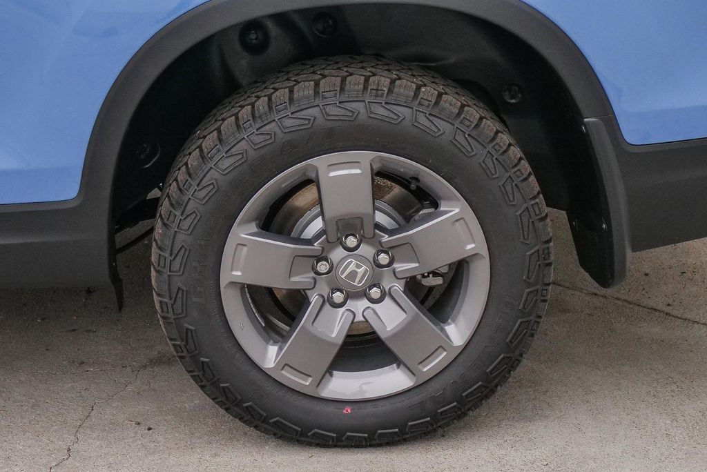 Thumbnail: 2025 Honda Ridgeline - 18