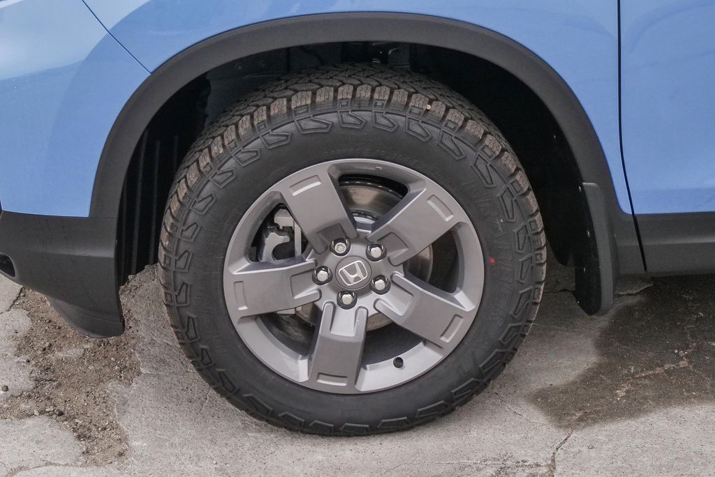 Thumbnail: 2025 Honda Ridgeline - 6