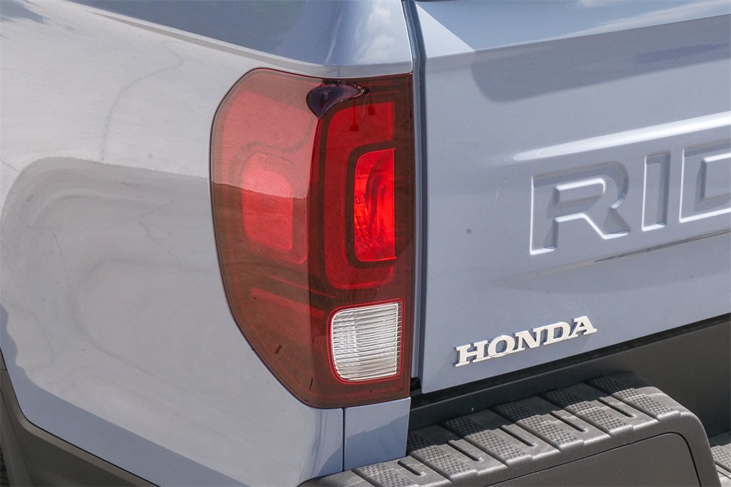 Thumbnail: 2025 Honda Ridgeline - 21