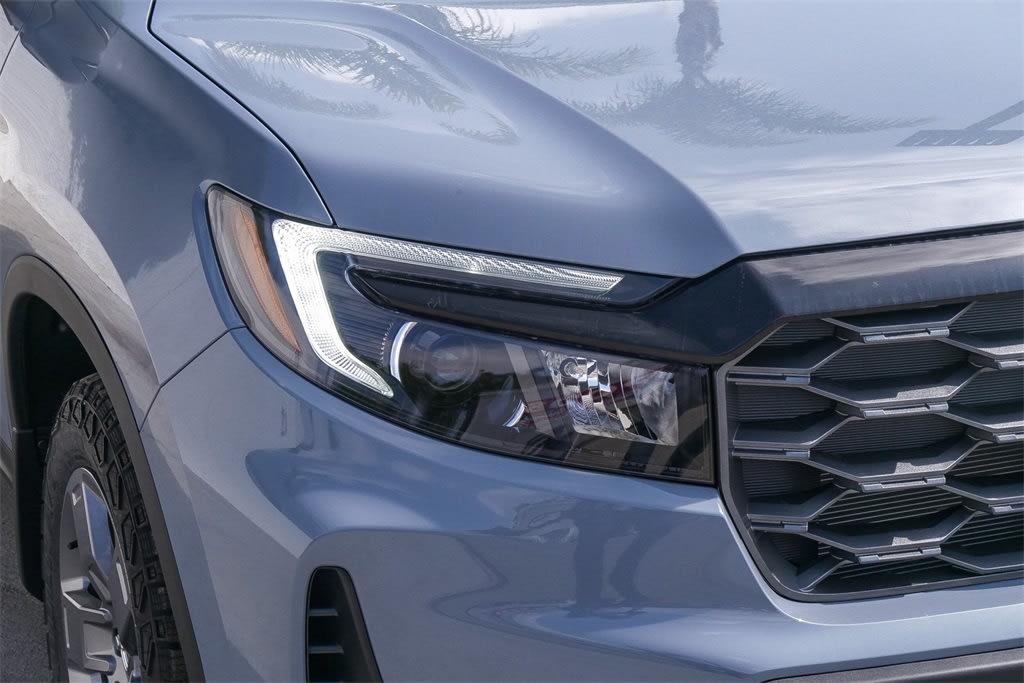 Thumbnail: 2025 Honda Ridgeline - 18