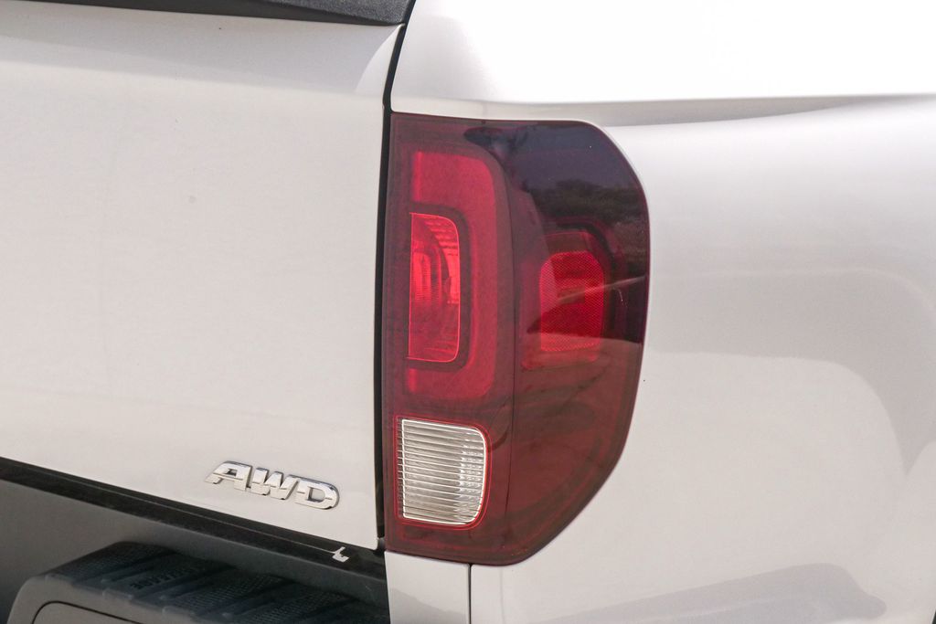 Thumbnail: 2023 Honda Ridgeline - 12