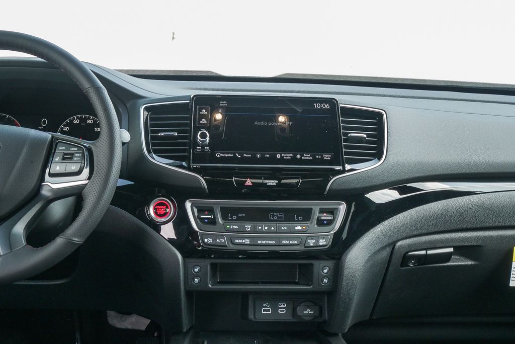Thumbnail: 2026 Honda Ridgeline - 12