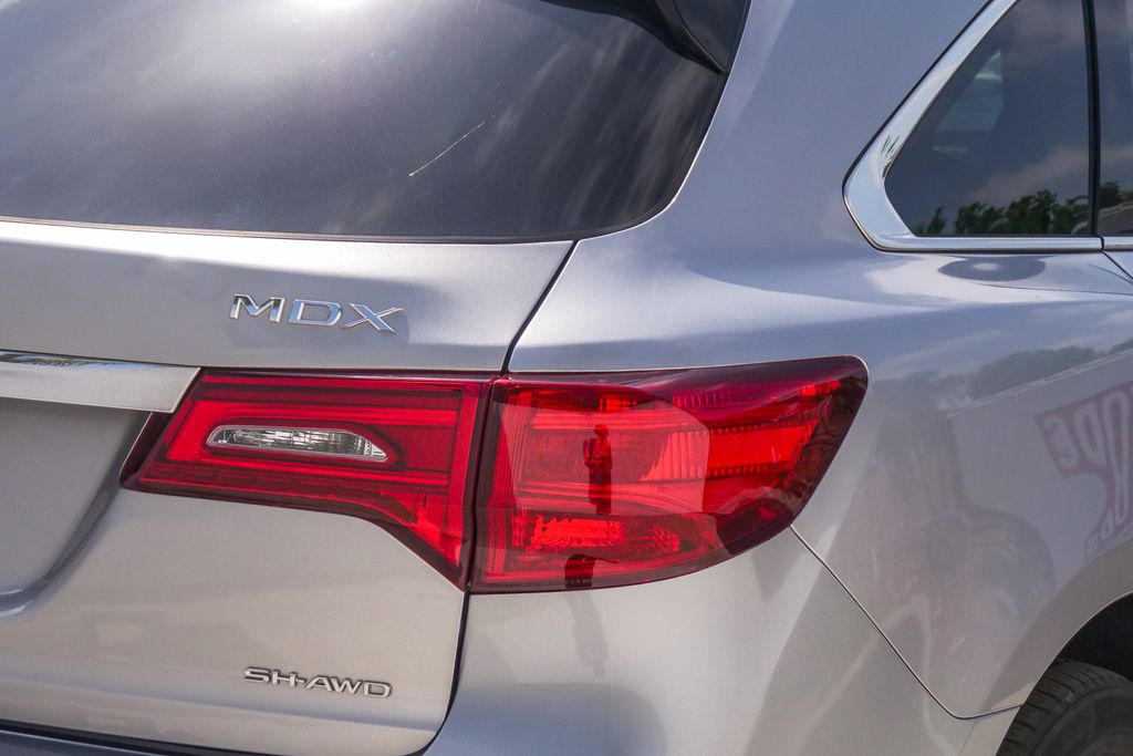 Thumbnail: 2017 Acura MDX - 12