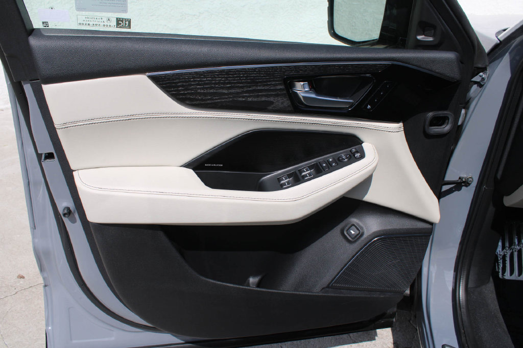 Thumbnail: 2026 Acura MDX - 26