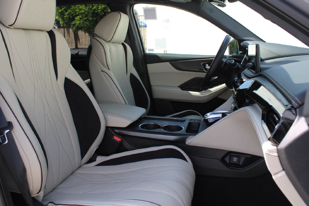 Thumbnail: 2026 Acura MDX - 9