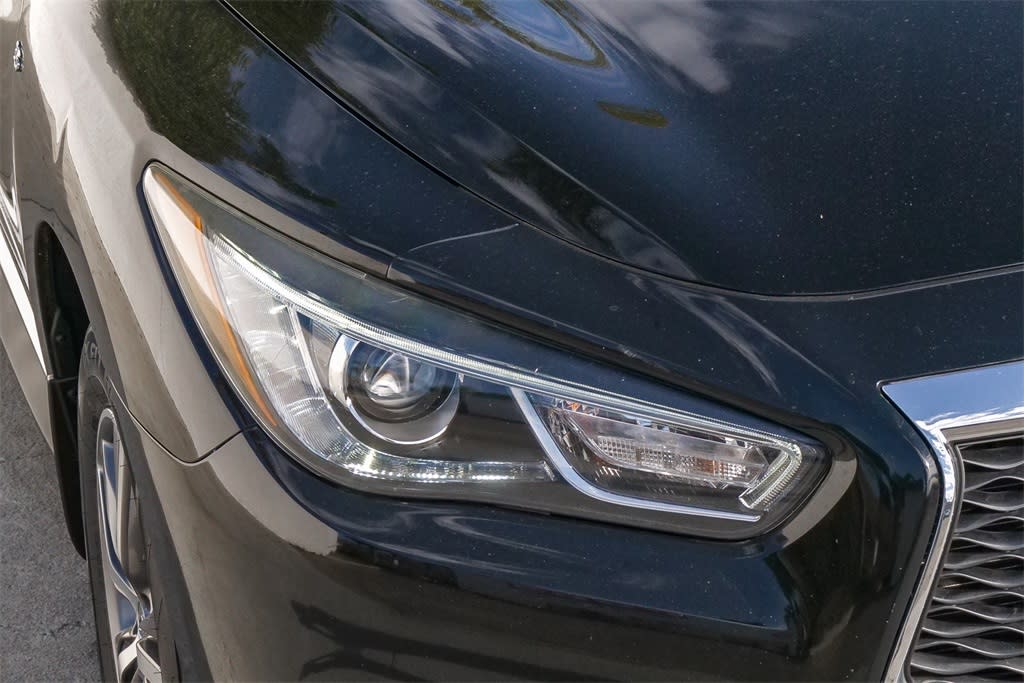 2020 INFINITI QX60 Luxe 18