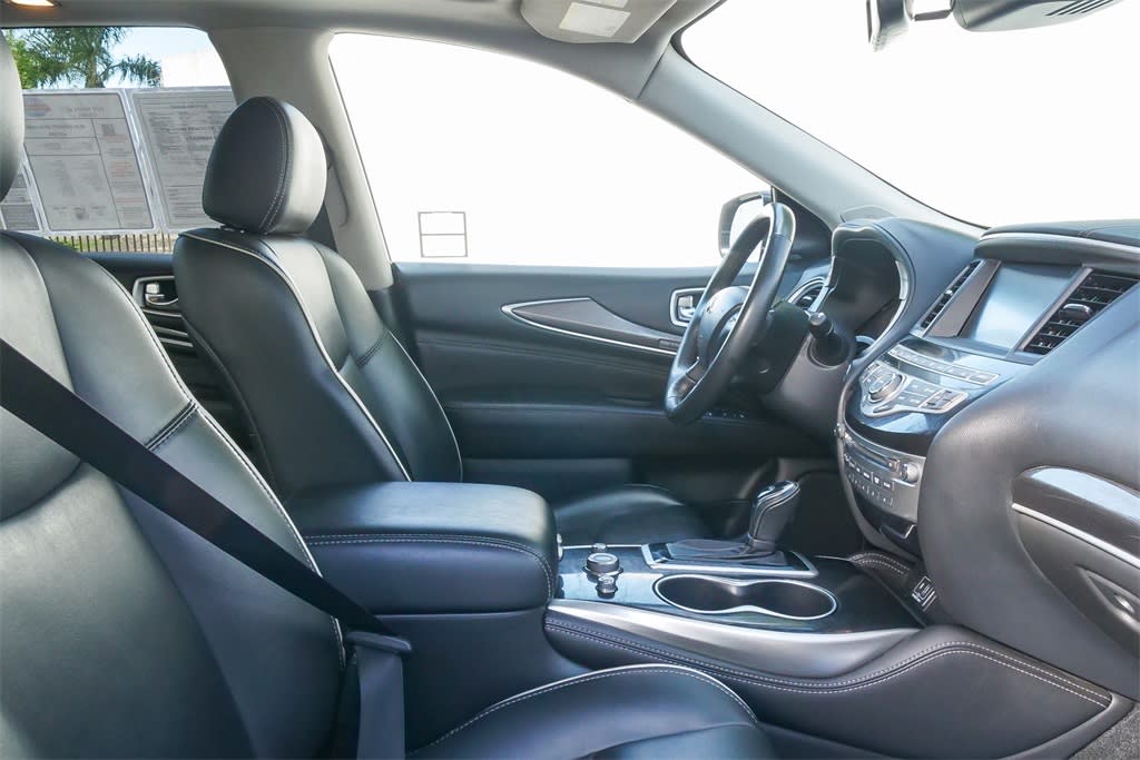 2020 INFINITI QX60 Luxe 9