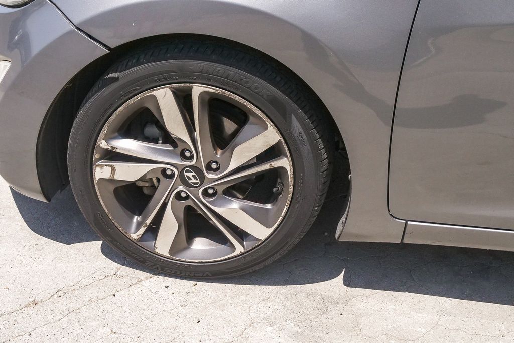 Thumbnail: 2014 Hyundai Elantra - 6