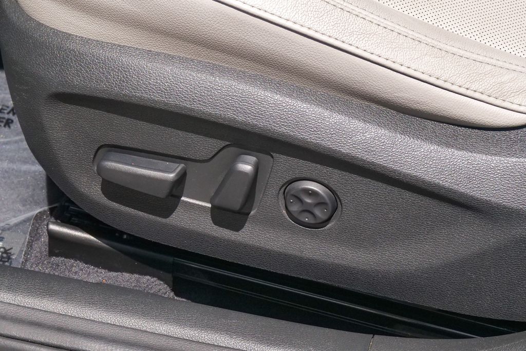 Thumbnail: 2017 Hyundai Sonata - 22