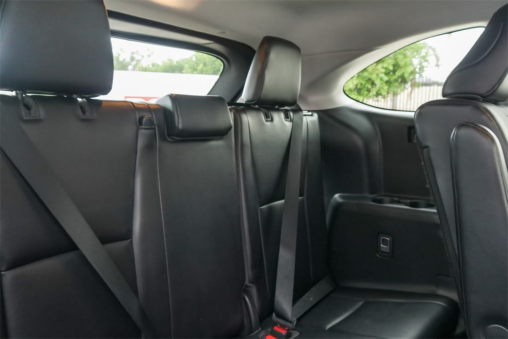 Thumbnail: 2021 Toyota Highlander - 21