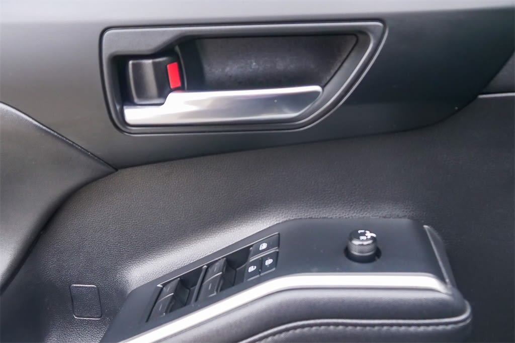 Thumbnail: 2021 Toyota Highlander - 22