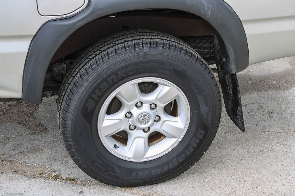 Thumbnail: 2003 Toyota Tacoma - 8