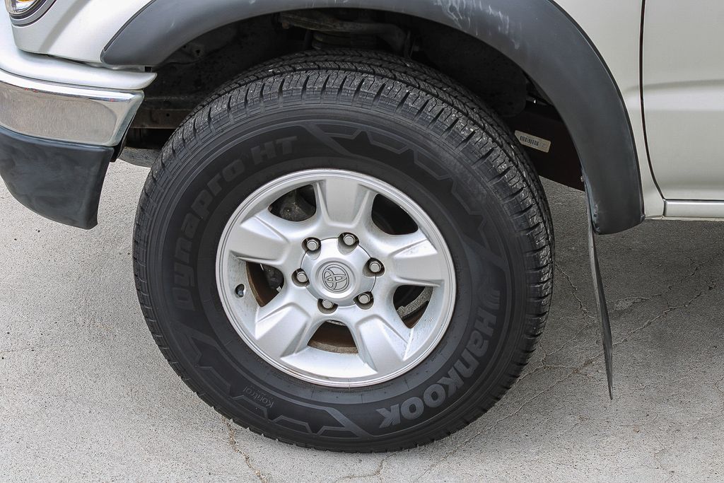 Thumbnail: 2003 Toyota Tacoma - 5