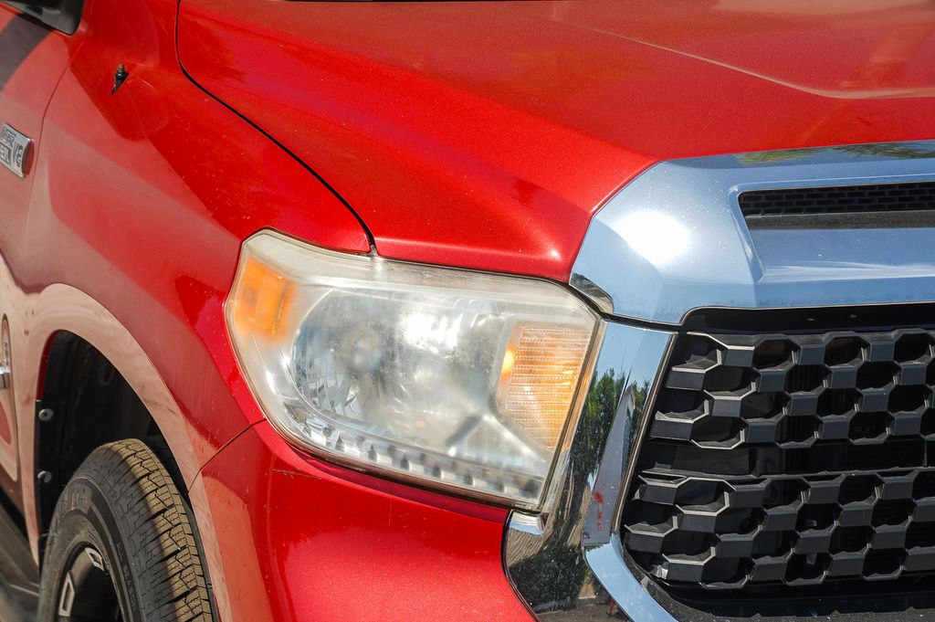 Thumbnail: 2016 Toyota Tundra - 8