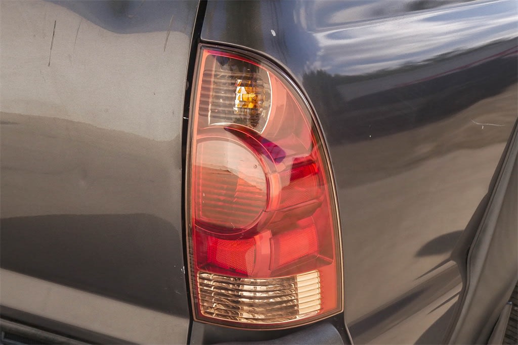 Thumbnail: 2014 Toyota Tacoma - 13