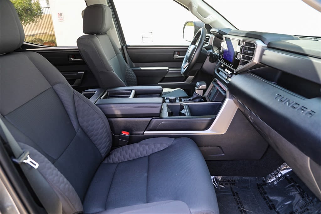 2024 Toyota Tundra SR5 8