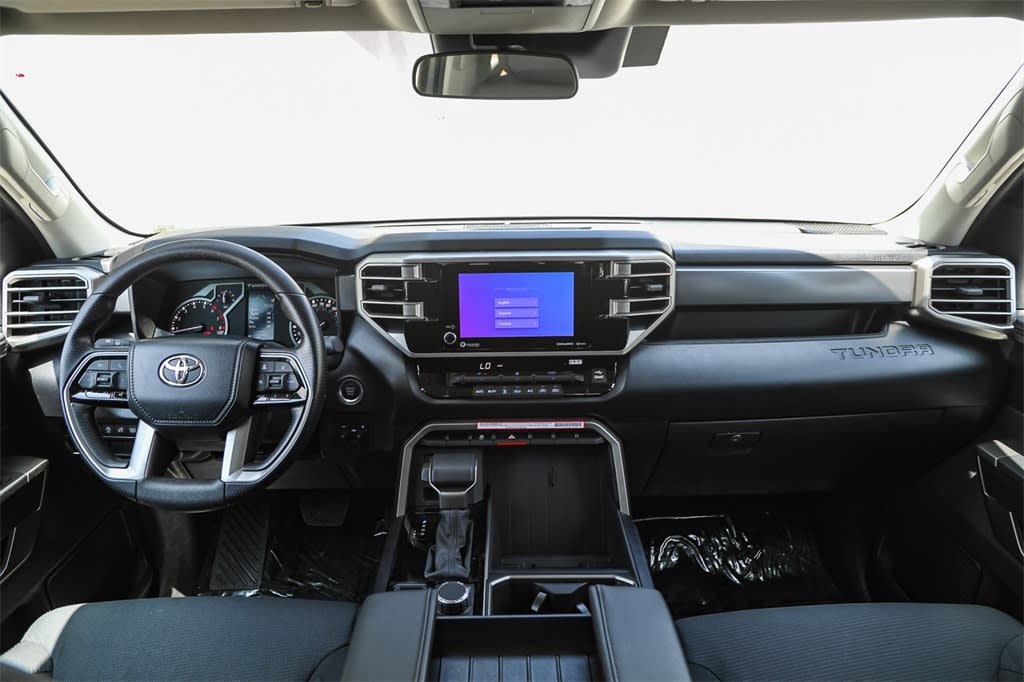 2024 Toyota Tundra SR5 2
