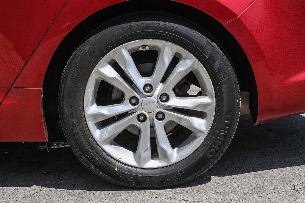 Thumbnail: 2013 Kia Optima - 5