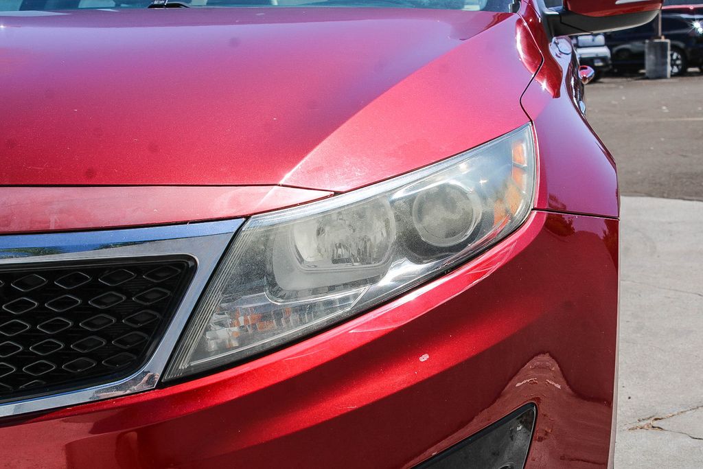 Thumbnail: 2013 Kia Optima - 12