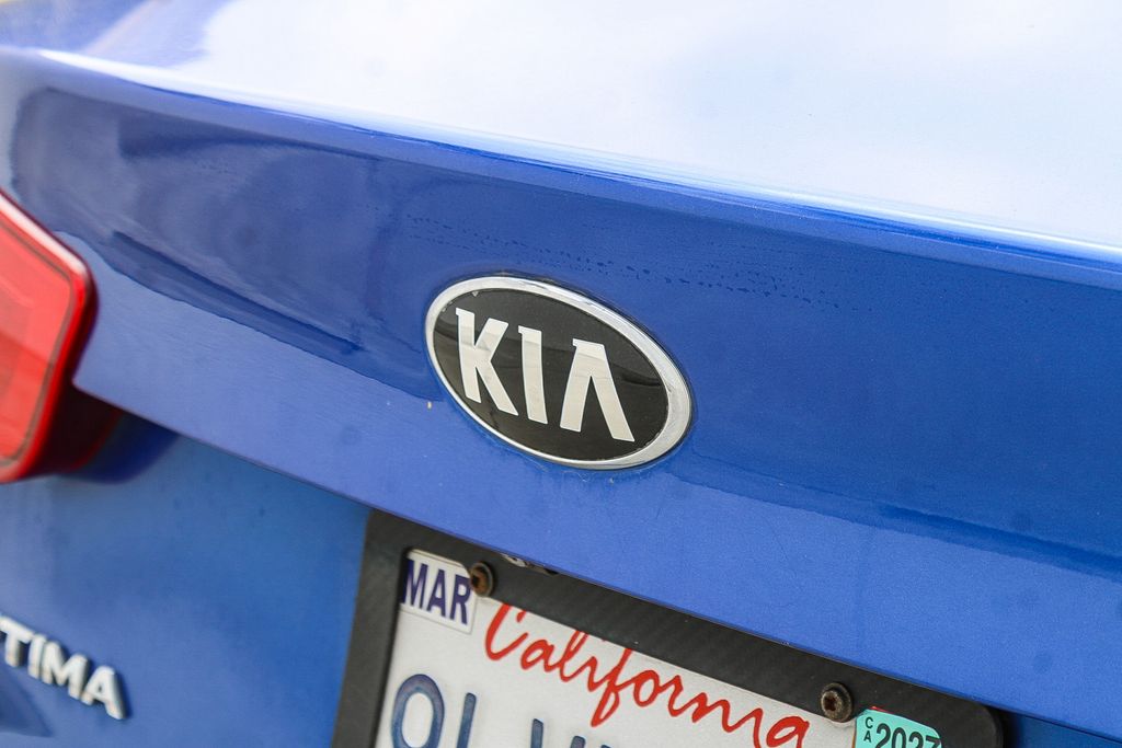 Thumbnail: 2015 Kia Optima - 5