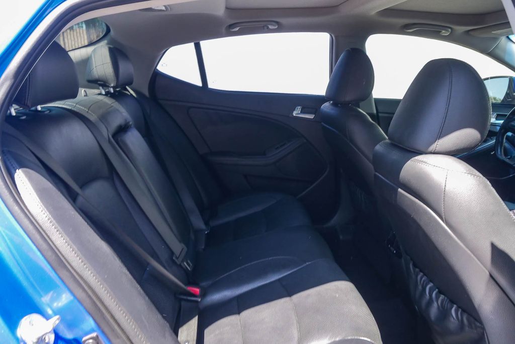 Thumbnail: 2015 Kia Optima - 10
