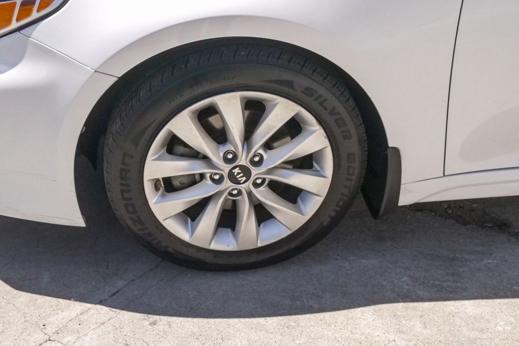 Thumbnail: 2018 Kia Optima - 5