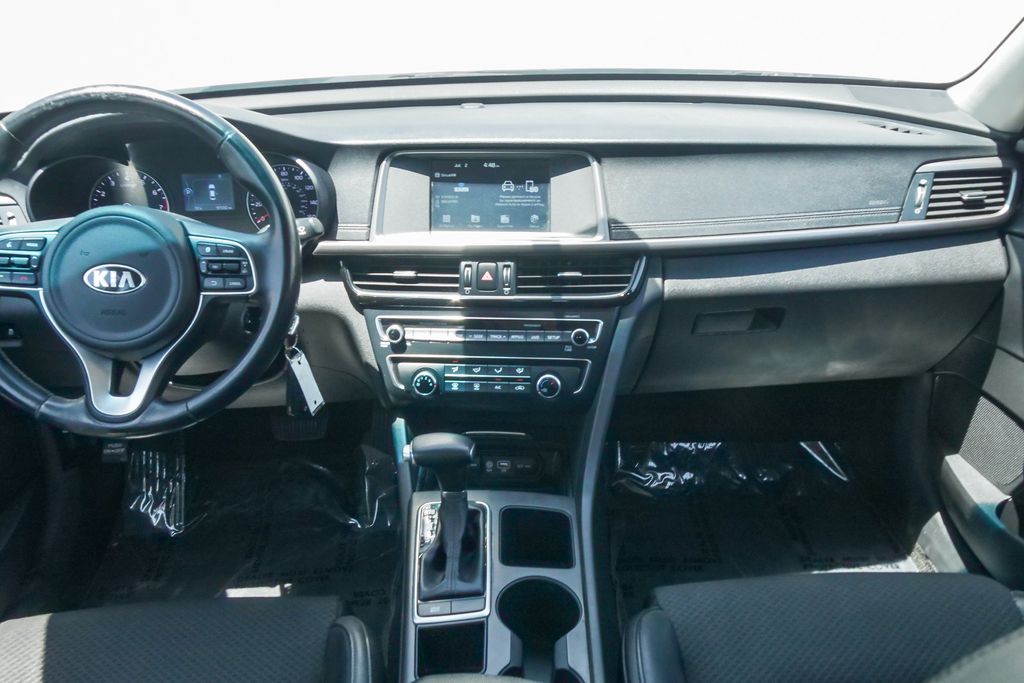 Thumbnail: 2018 Kia Optima - 2