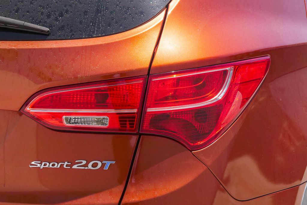Thumbnail: 2013 Hyundai Santa Fe - 12