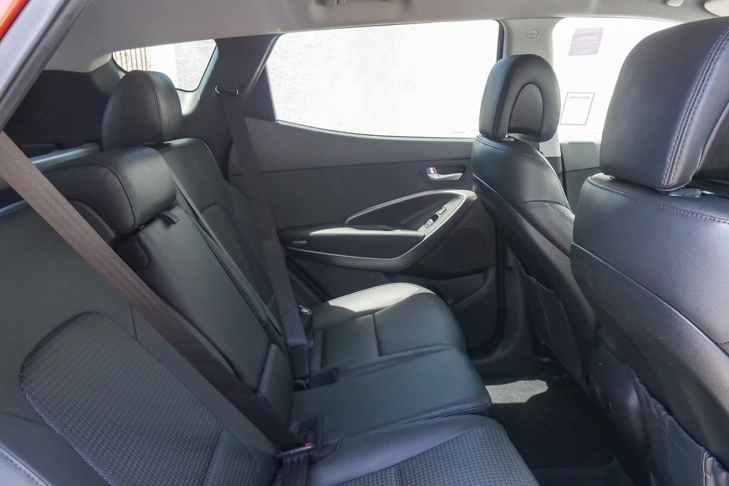 Thumbnail: 2013 Hyundai Santa Fe - 10