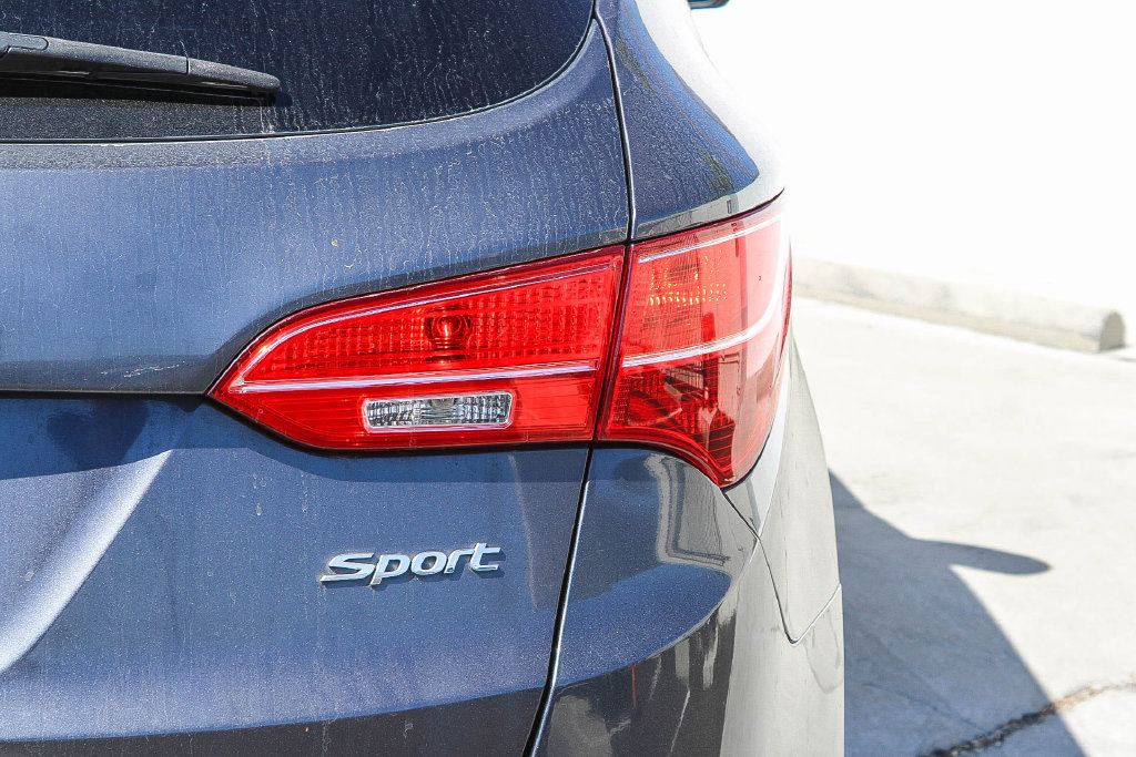 Thumbnail: 2015 Hyundai Santa Fe - 10