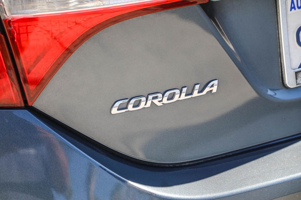 Thumbnail: 2016 Toyota Corolla - 5