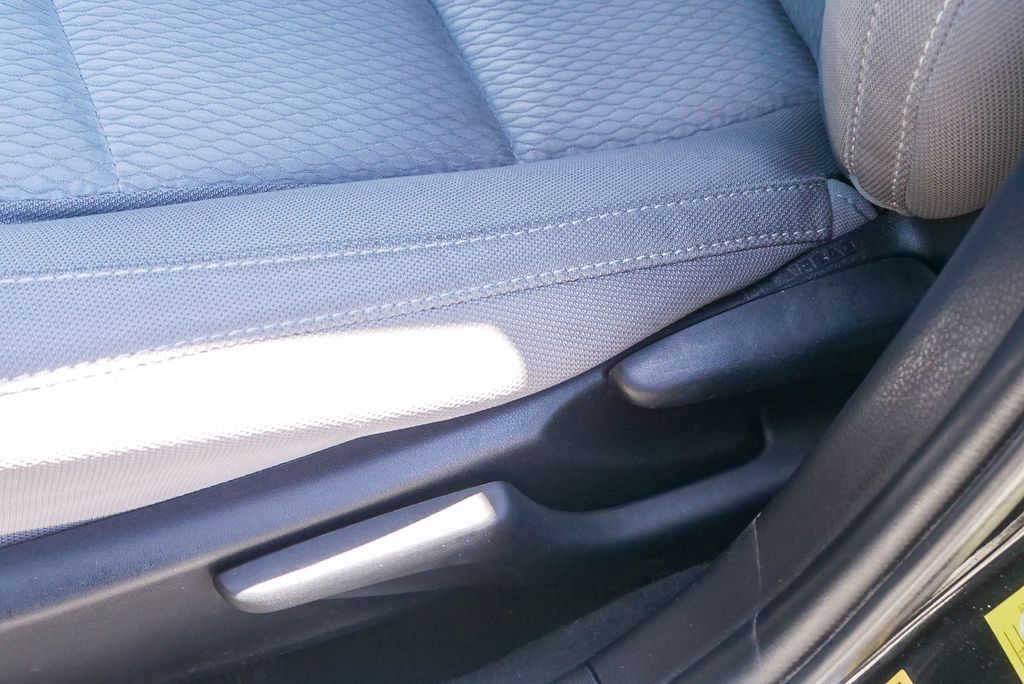 Thumbnail: 2016 Toyota Corolla - 23