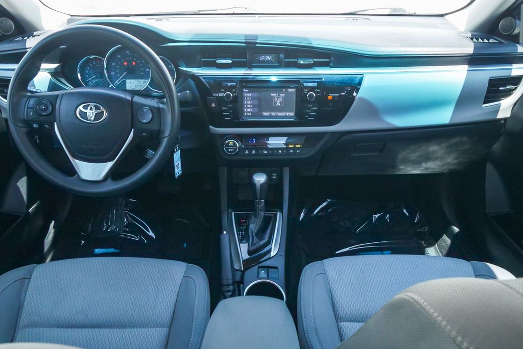 Thumbnail: 2016 Toyota Corolla - 2
