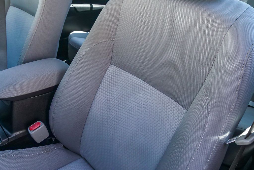 Thumbnail: 2016 Toyota Corolla - 24