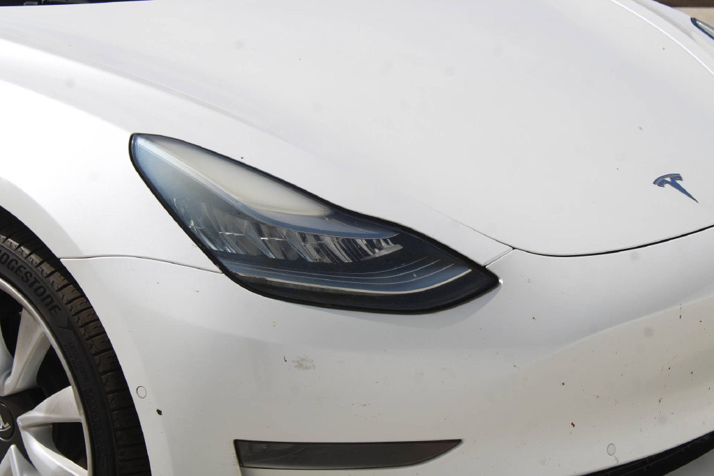 Thumbnail: 2020 Tesla Model 3 - 11