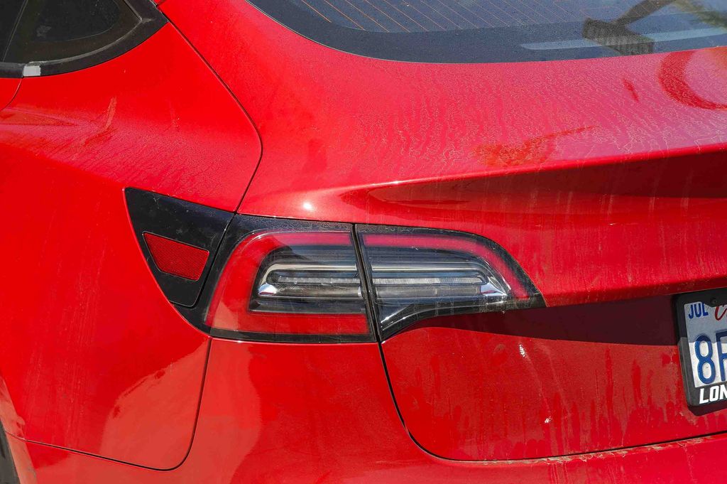Thumbnail: 2018 Tesla Model 3 - 9