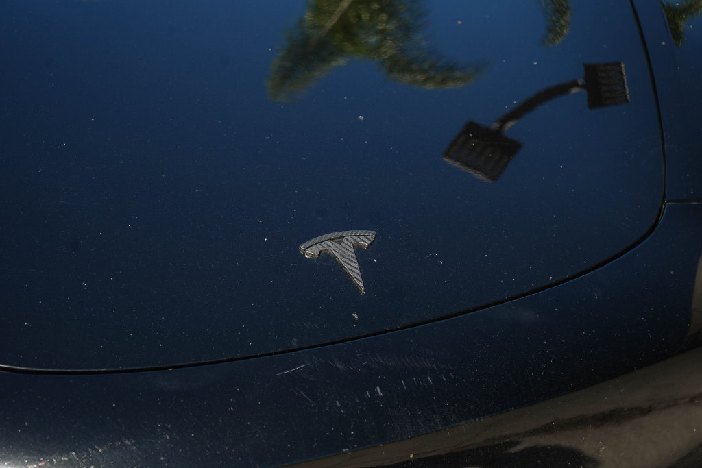 Thumbnail: 2023 Tesla Model 3 - 8